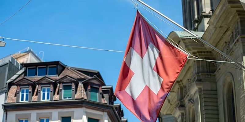 Swiss wealth managers seek private edge